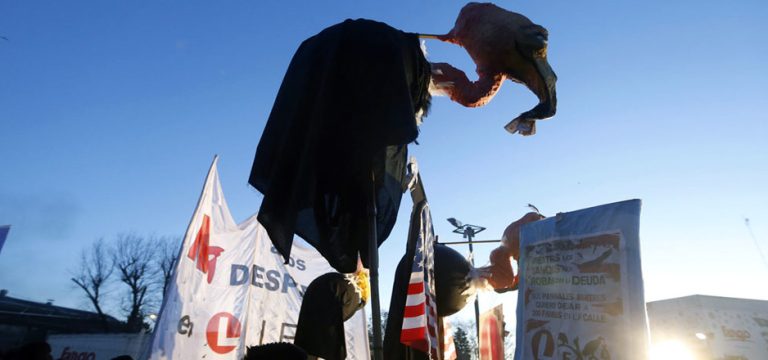Les Fonds vautours et le bradage des terres arables, sur fond d’évasion de capitaux